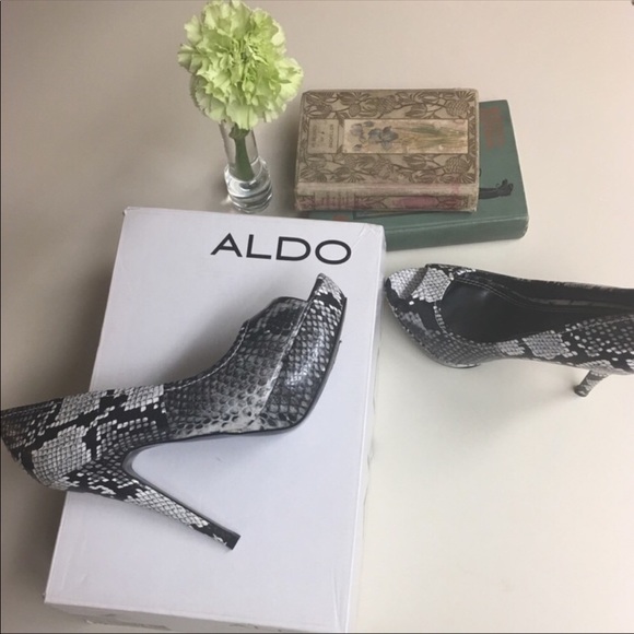 Aldo Gacusan Stunning Snake Pattern Heels - Picture 4 of 8